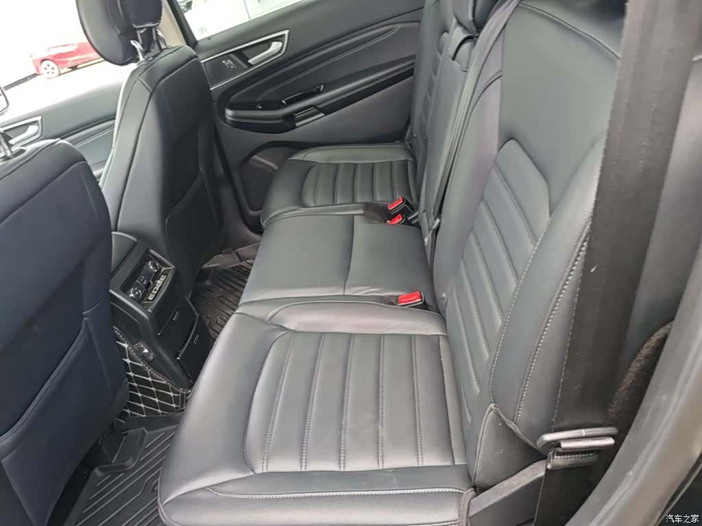 Ford Edge, 2019 13