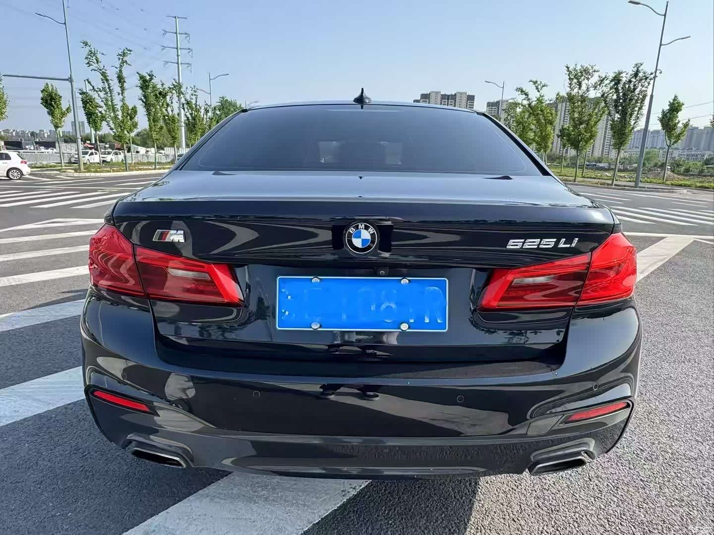 BMW 5 Series, 2018 8
