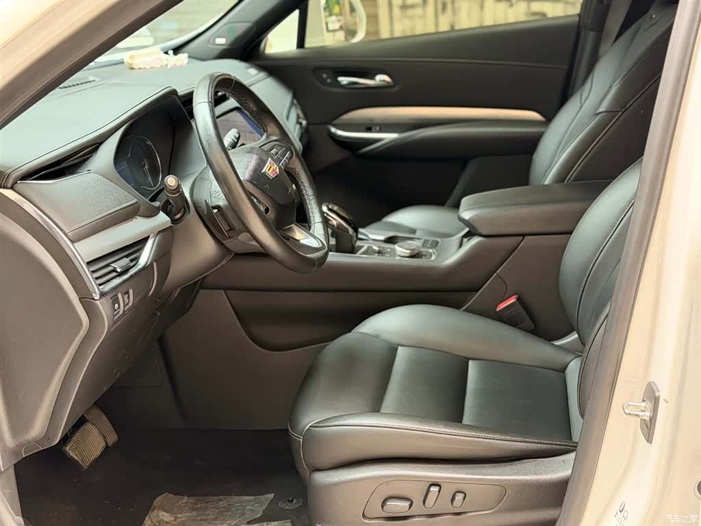 Cadillac XT4, 2020 7