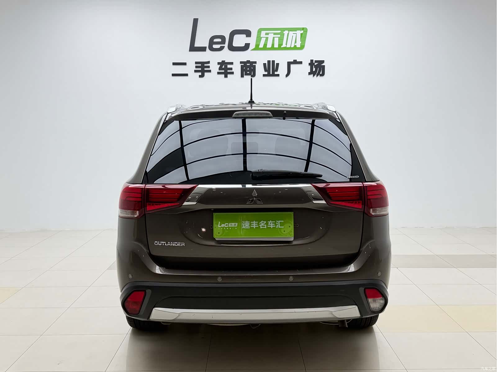 Mitsubishi Outlander, 2016 4
