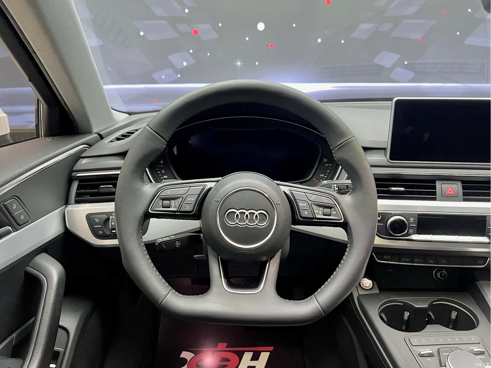 Audi A4L, 2019 13