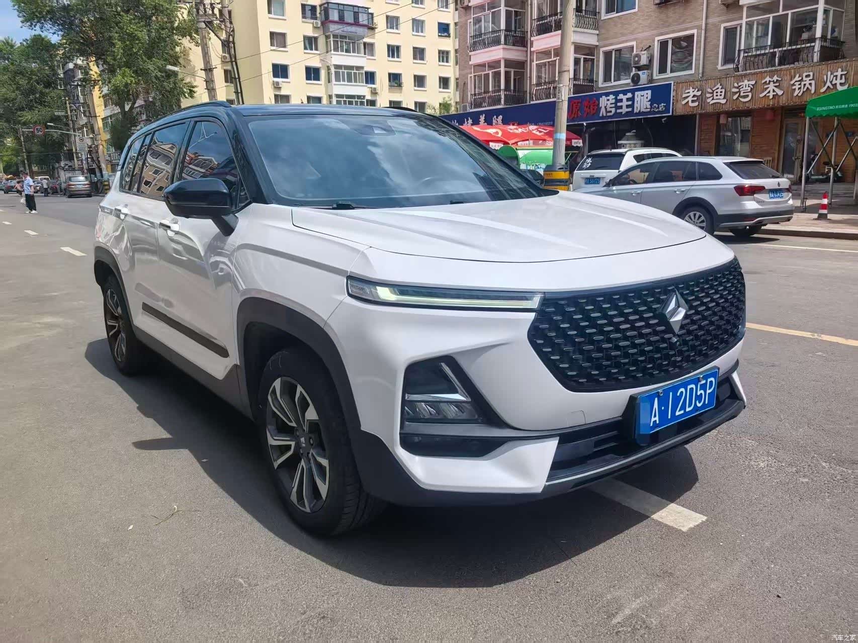 Wuling RS-5, 2019 3