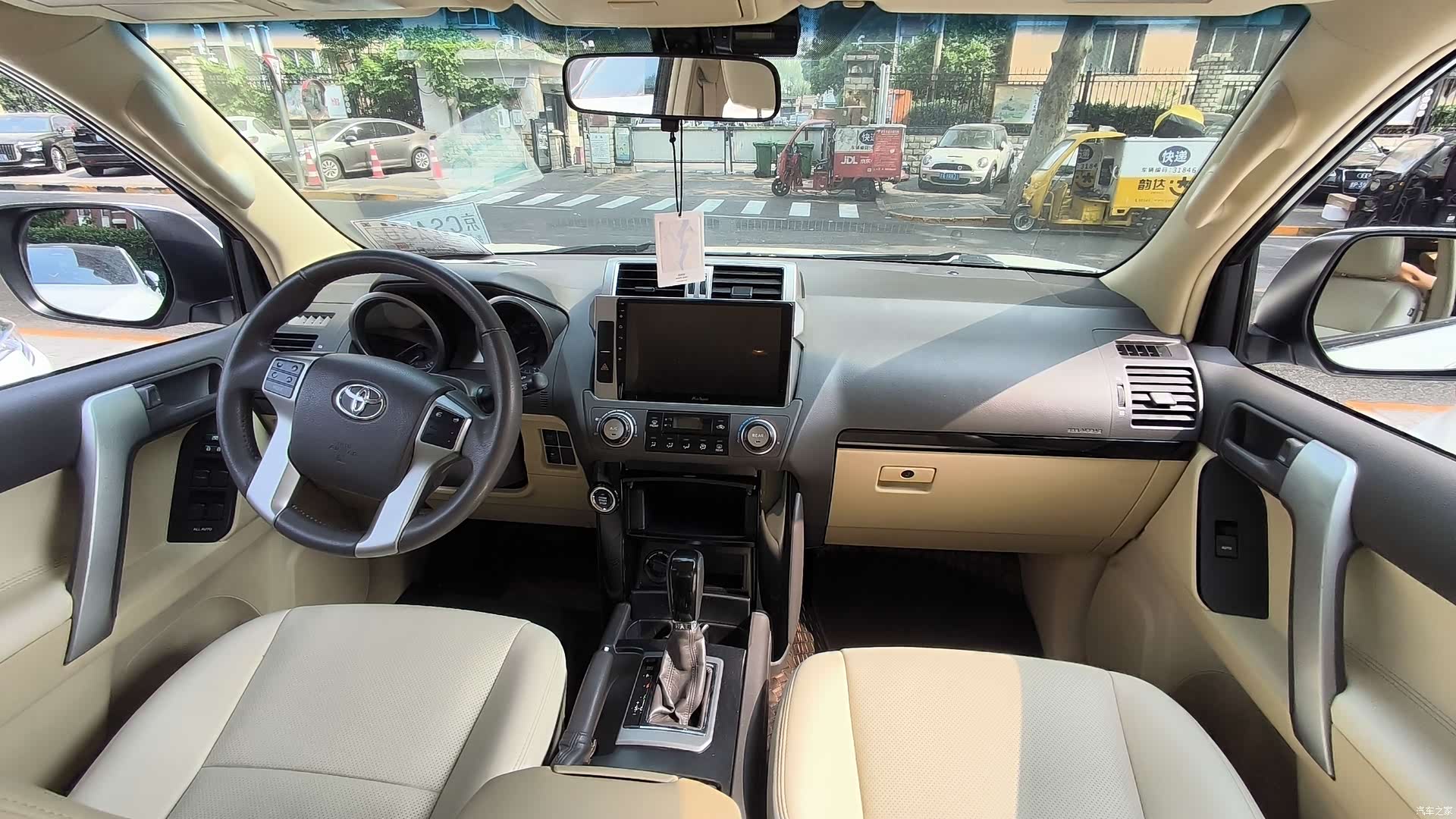 Toyota Prado, 2017 11