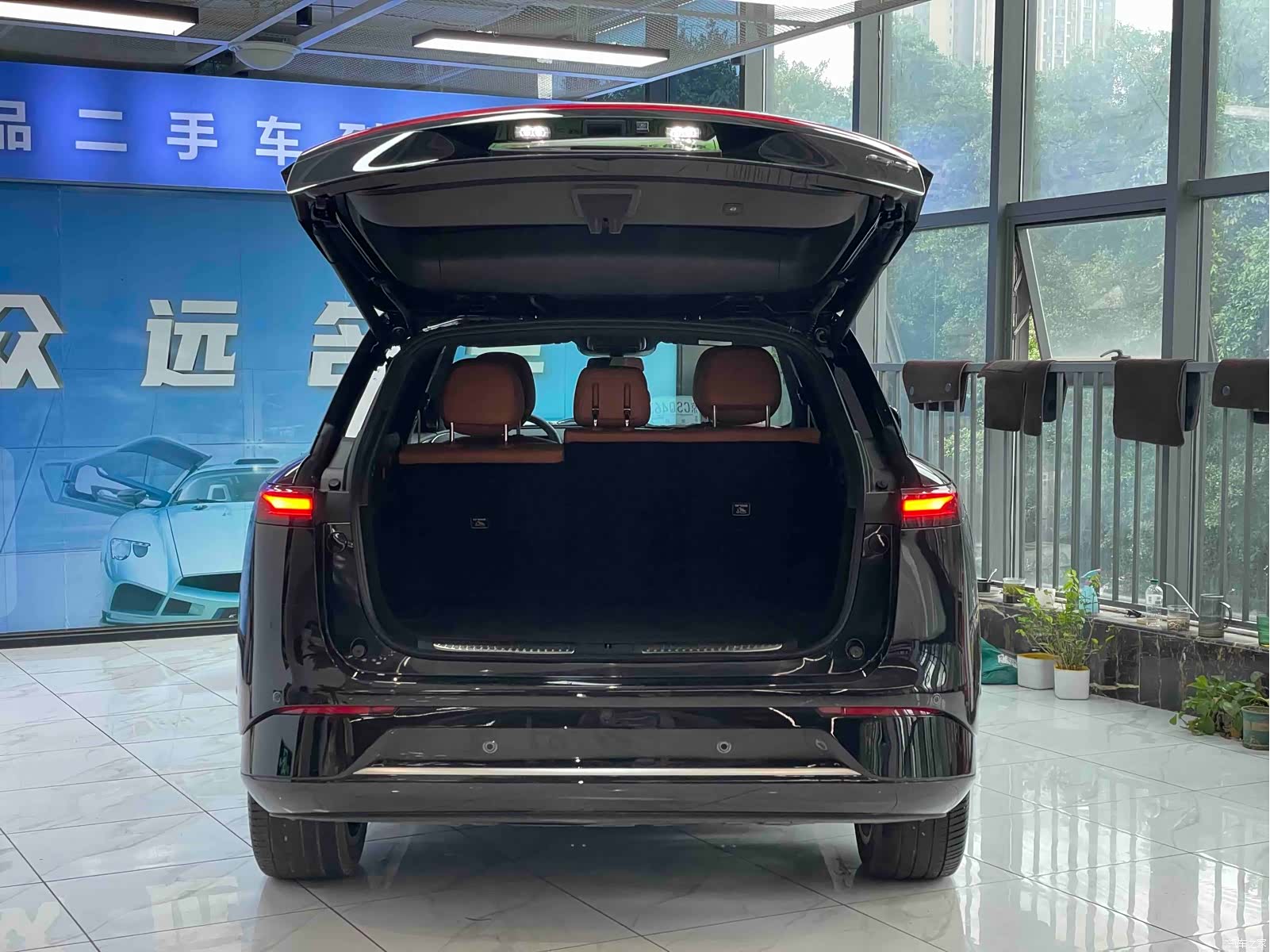 Xpeng G9, 2024 17