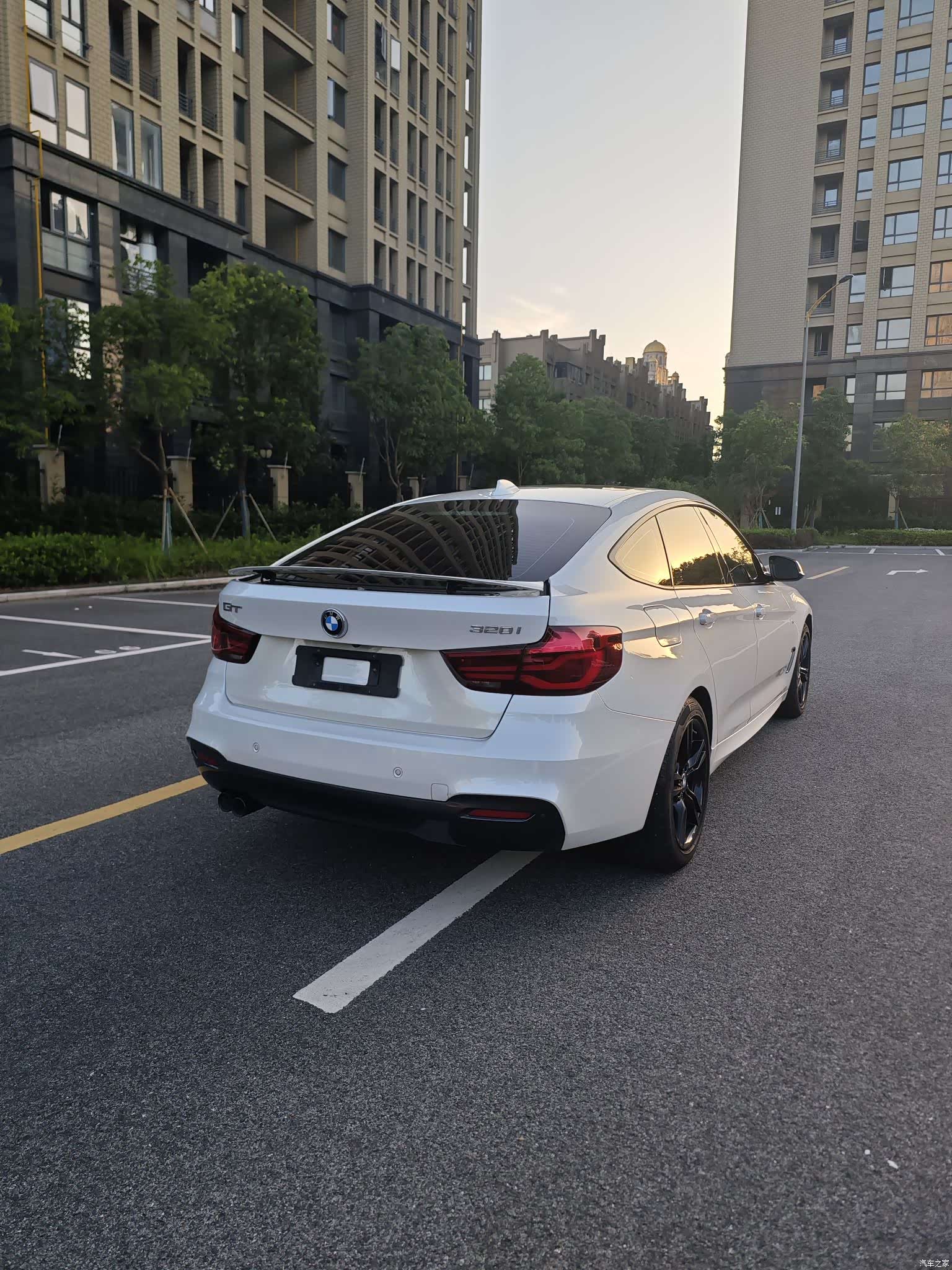 BMW 3 Series, 2020 14