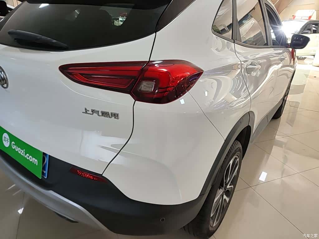 Buick Encore, 2022 8