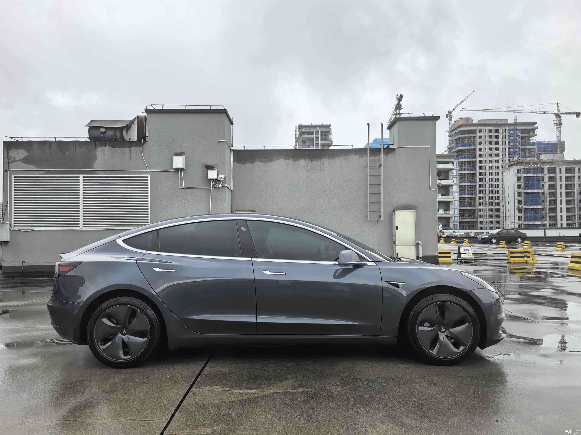 Tesla Model 3, 2020 7