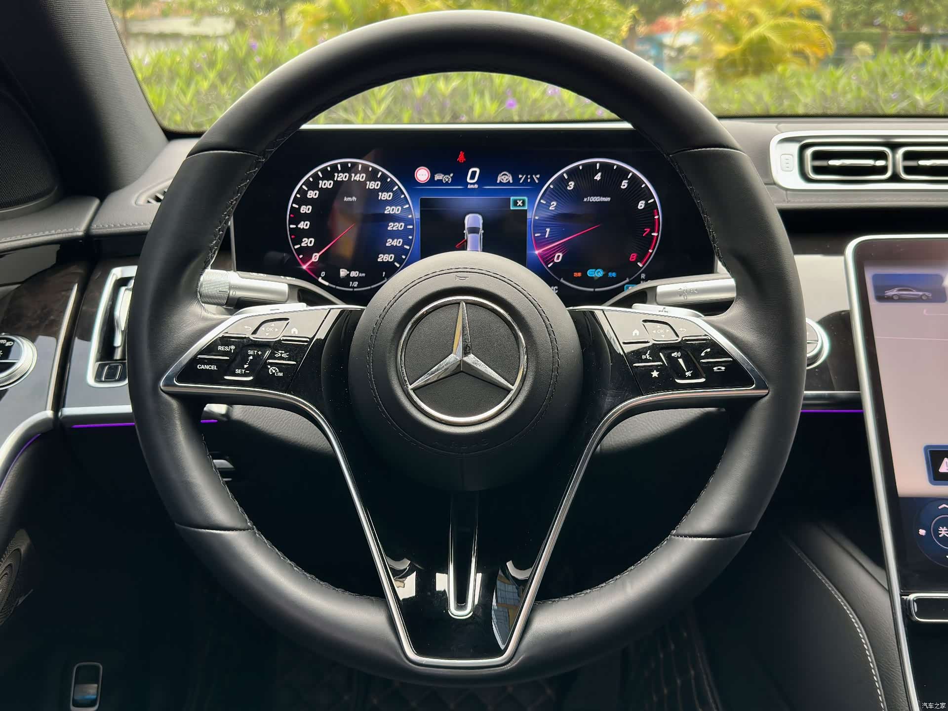 Mercedes-Benz S-Class, 2022 25