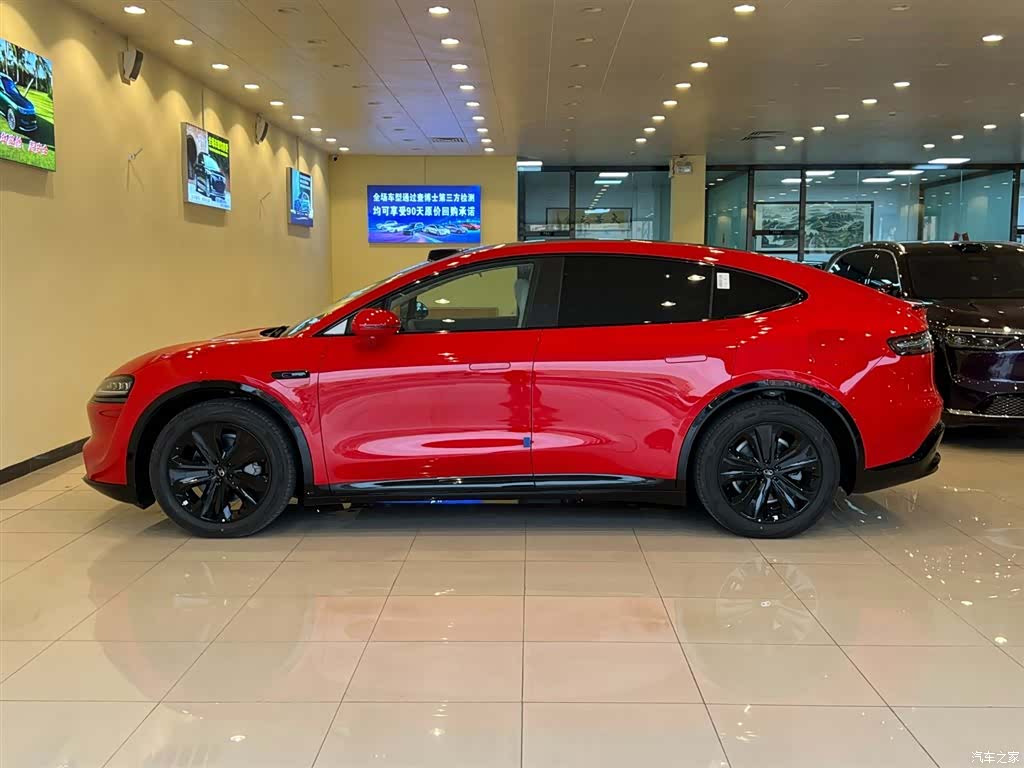 Luxeed R7, 2026 4