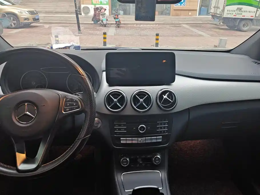 Mercedes-Benz Class B