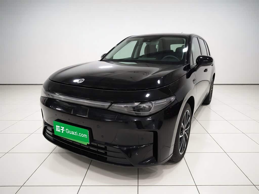 Leapmotor C10