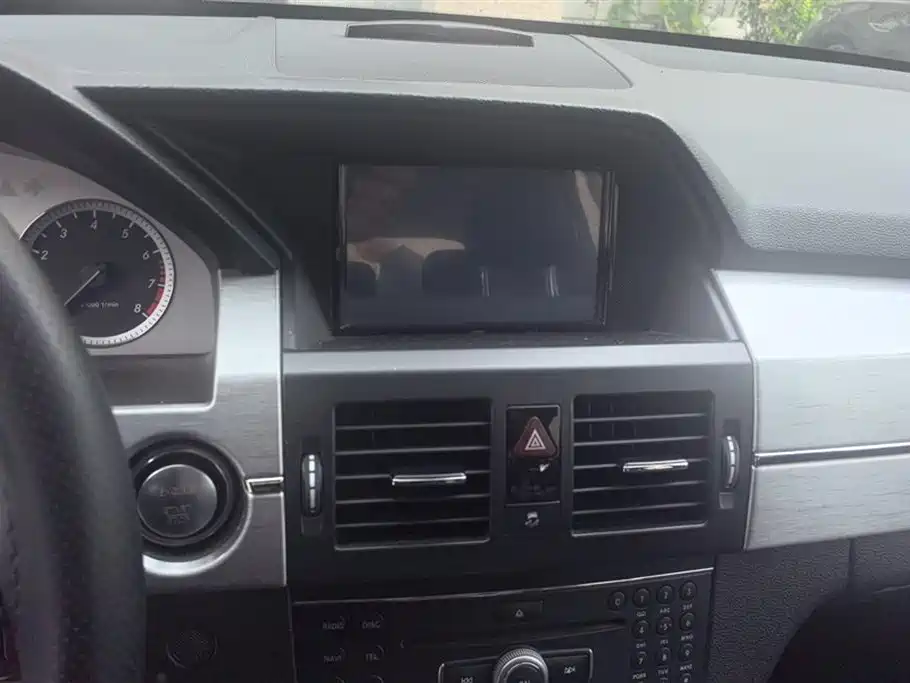 Mercedes-Benz GLK grade