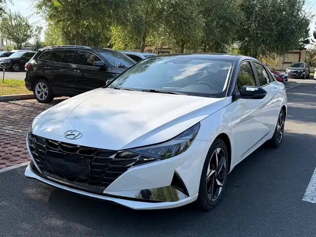 Hyundai Elantra 2022 — купить из Китая под заказ