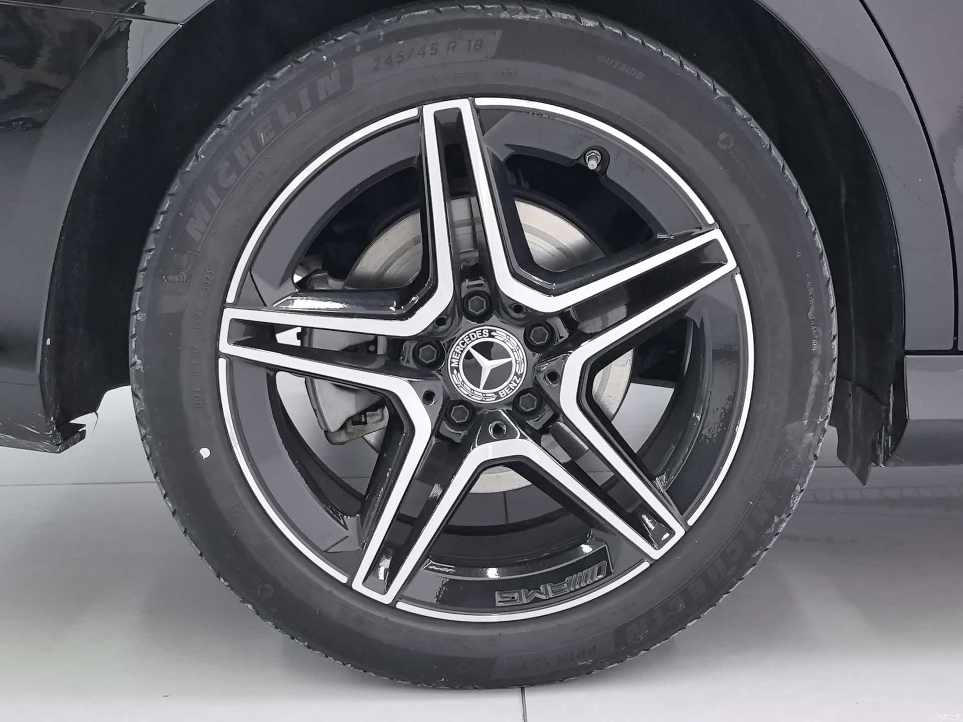 Mercedes-Benz E-Class, 2023 13