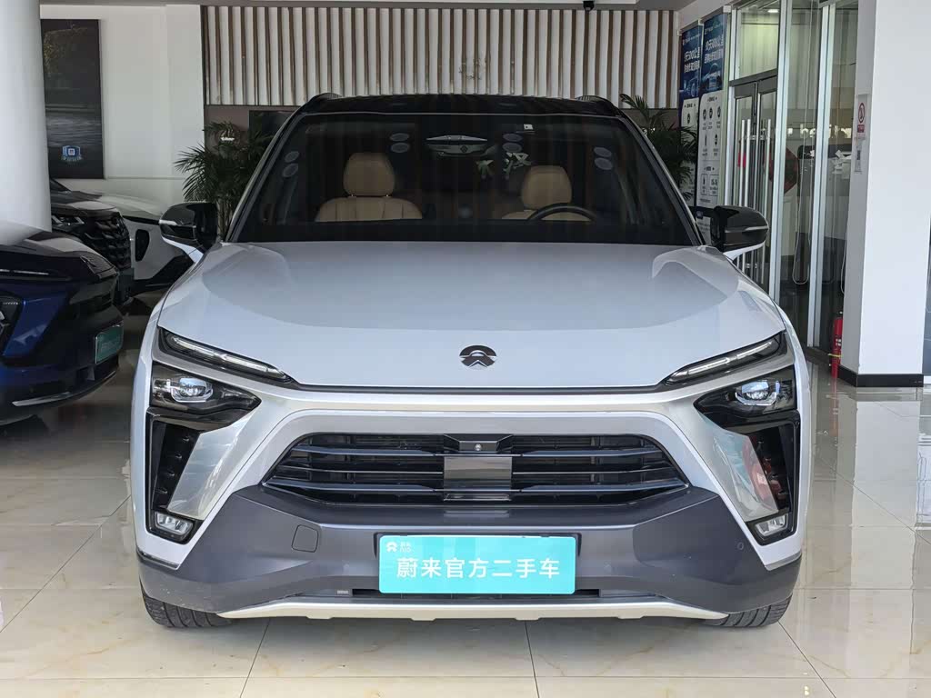 NIO ES8