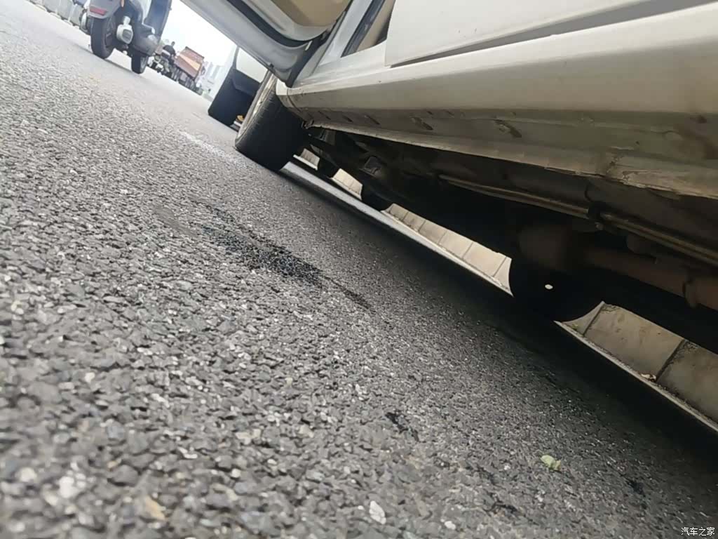 Wuling 730, 2017 21