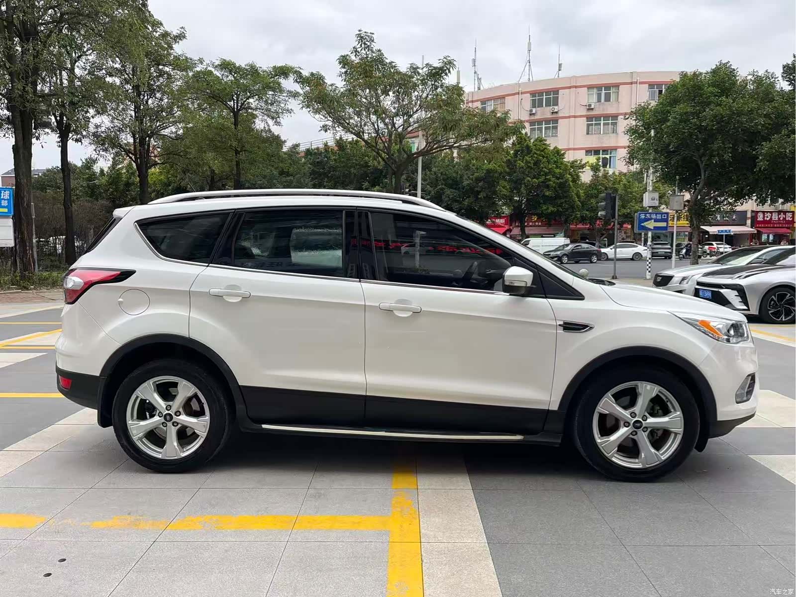 Ford Kuga, 2018 9