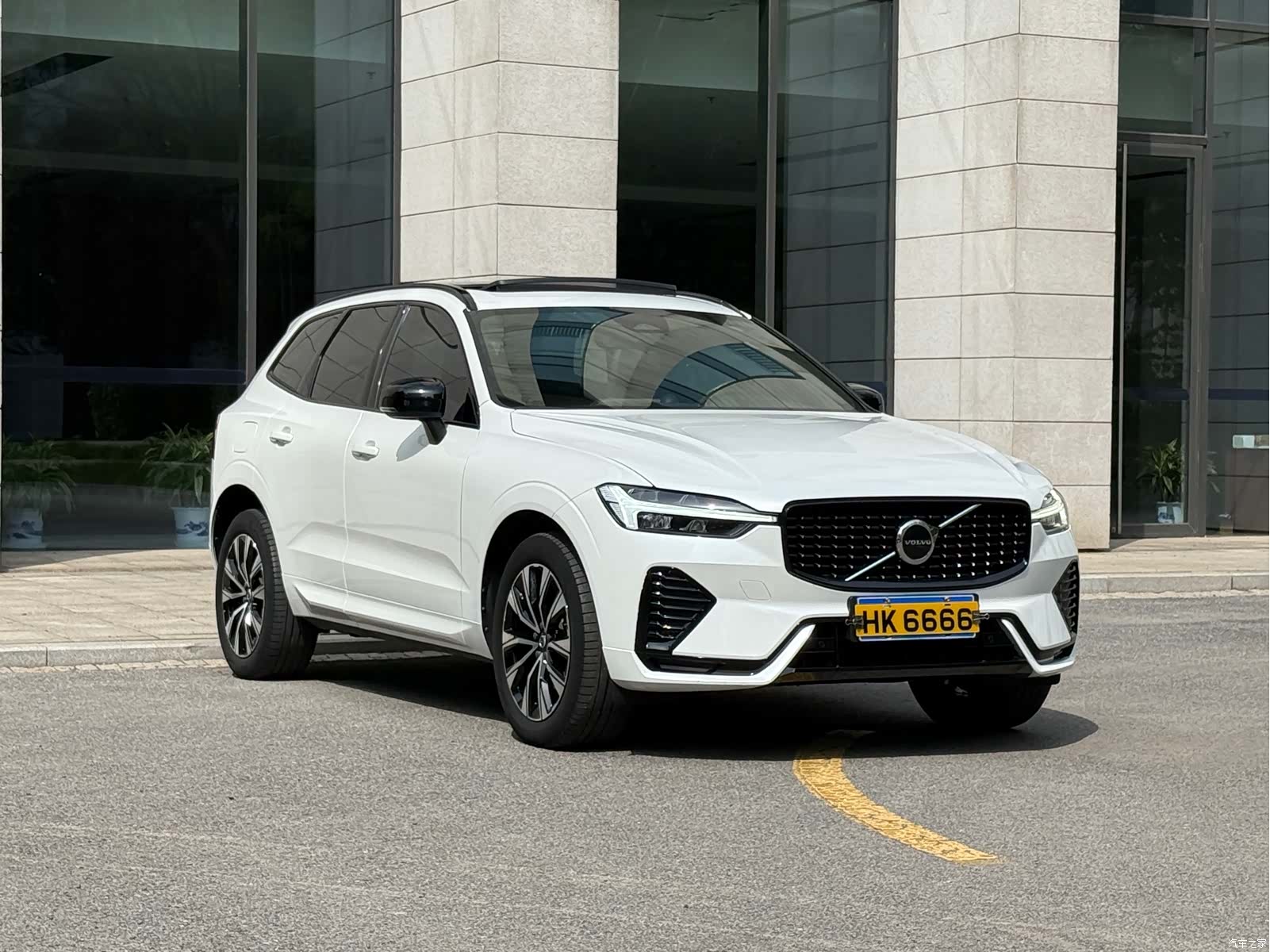 Volvo XC60, 2022 3