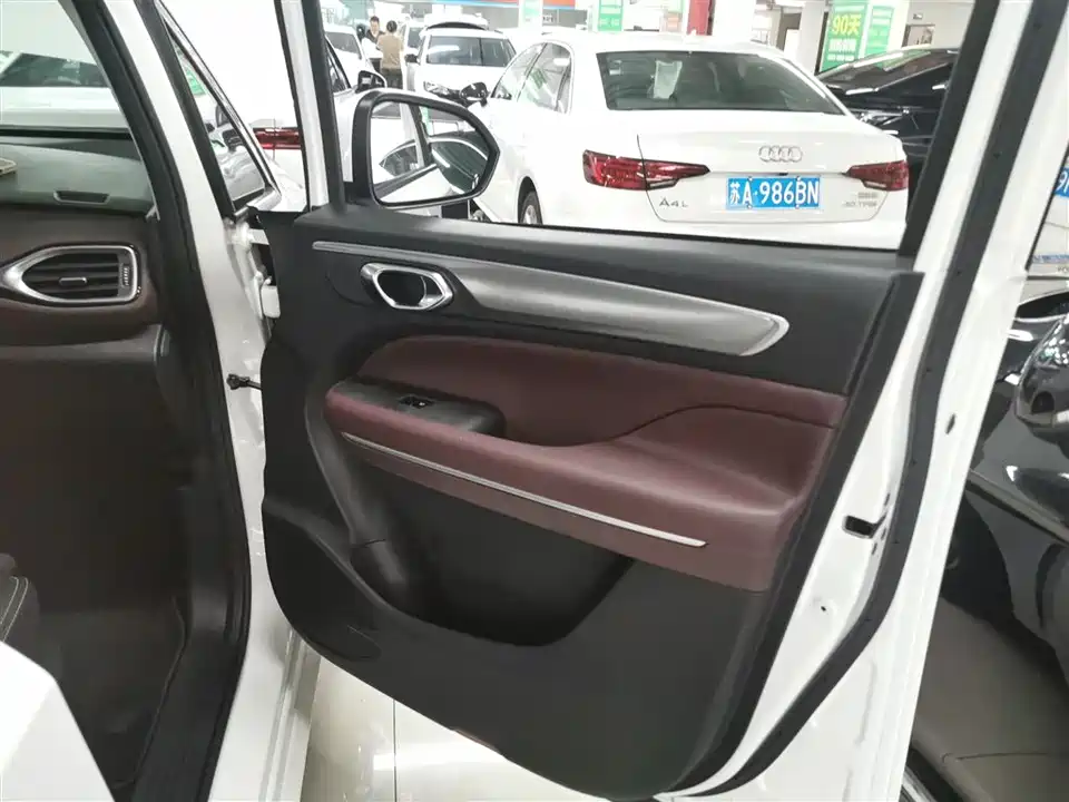 Trumpchi Trumpchi M6