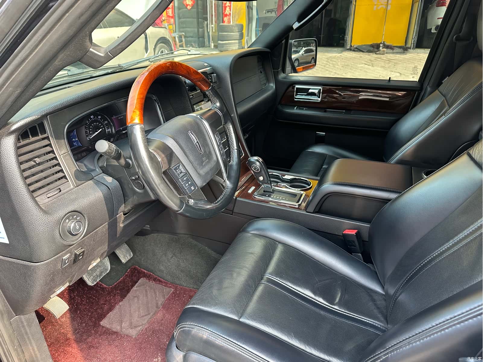 Lincoln Navigator, 2018 9