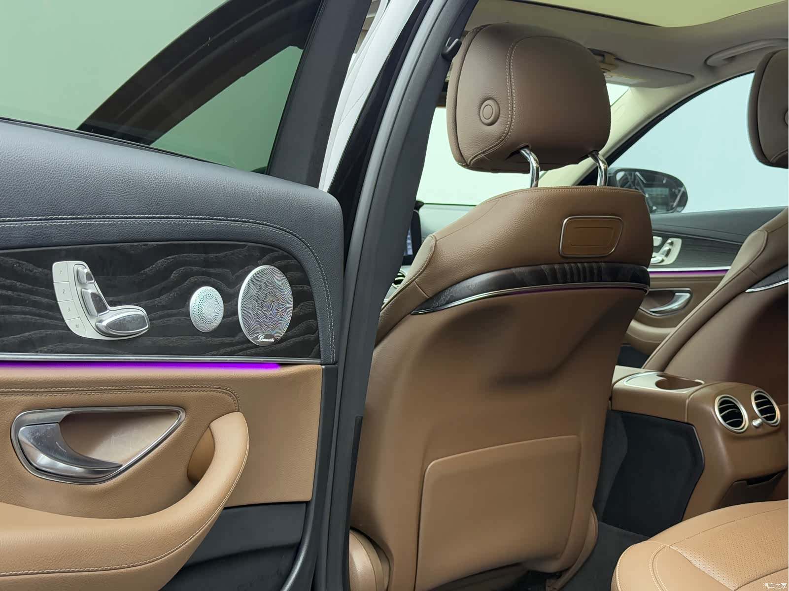 Mercedes-Benz E-Class, 2019 8