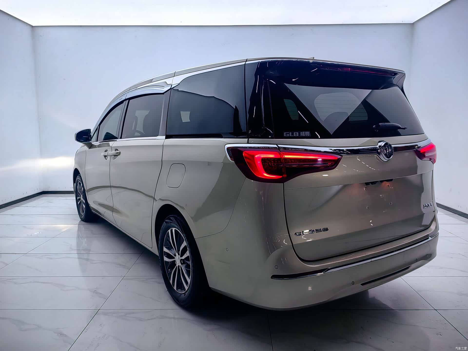 Buick GL8, 2021 18