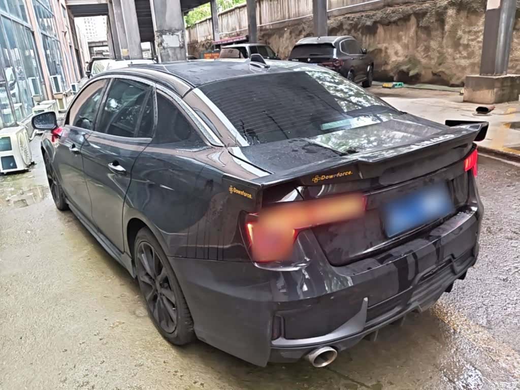 Lynk & Co 01, 2019 все фото