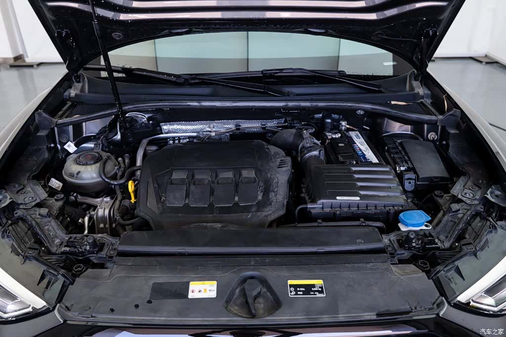 Audi Q3, 2022 8