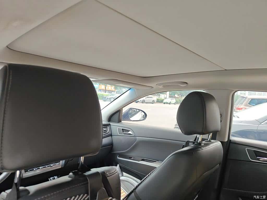 Hyundai GLS, 2016 9