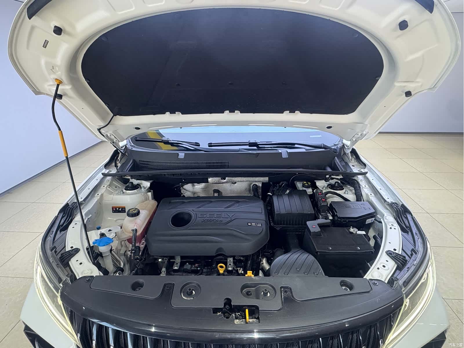 Geely X6, 2023 8