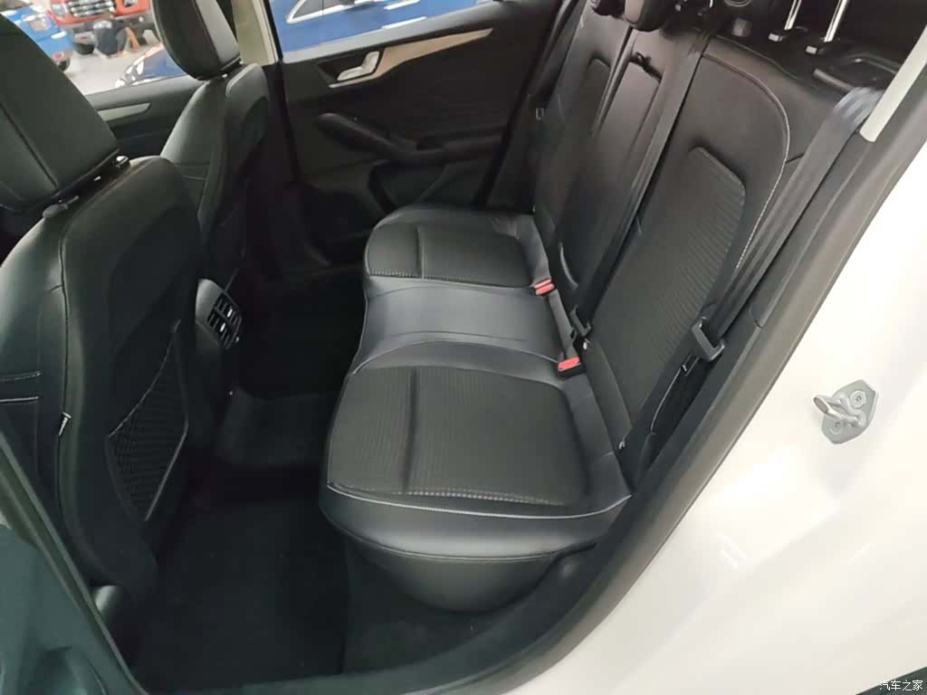 Ford Focus, 2020 17