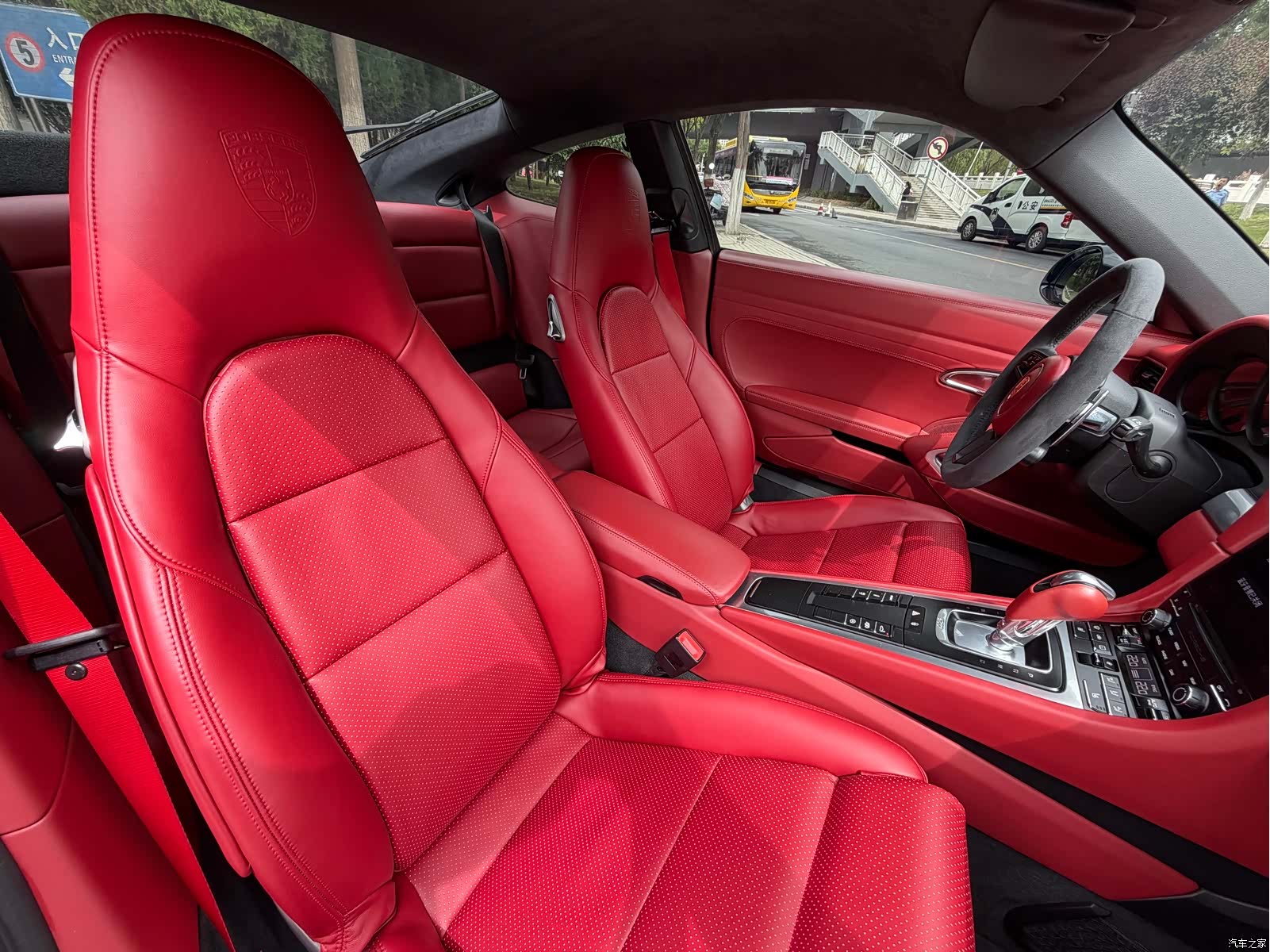 Porsche 911, 2018 12