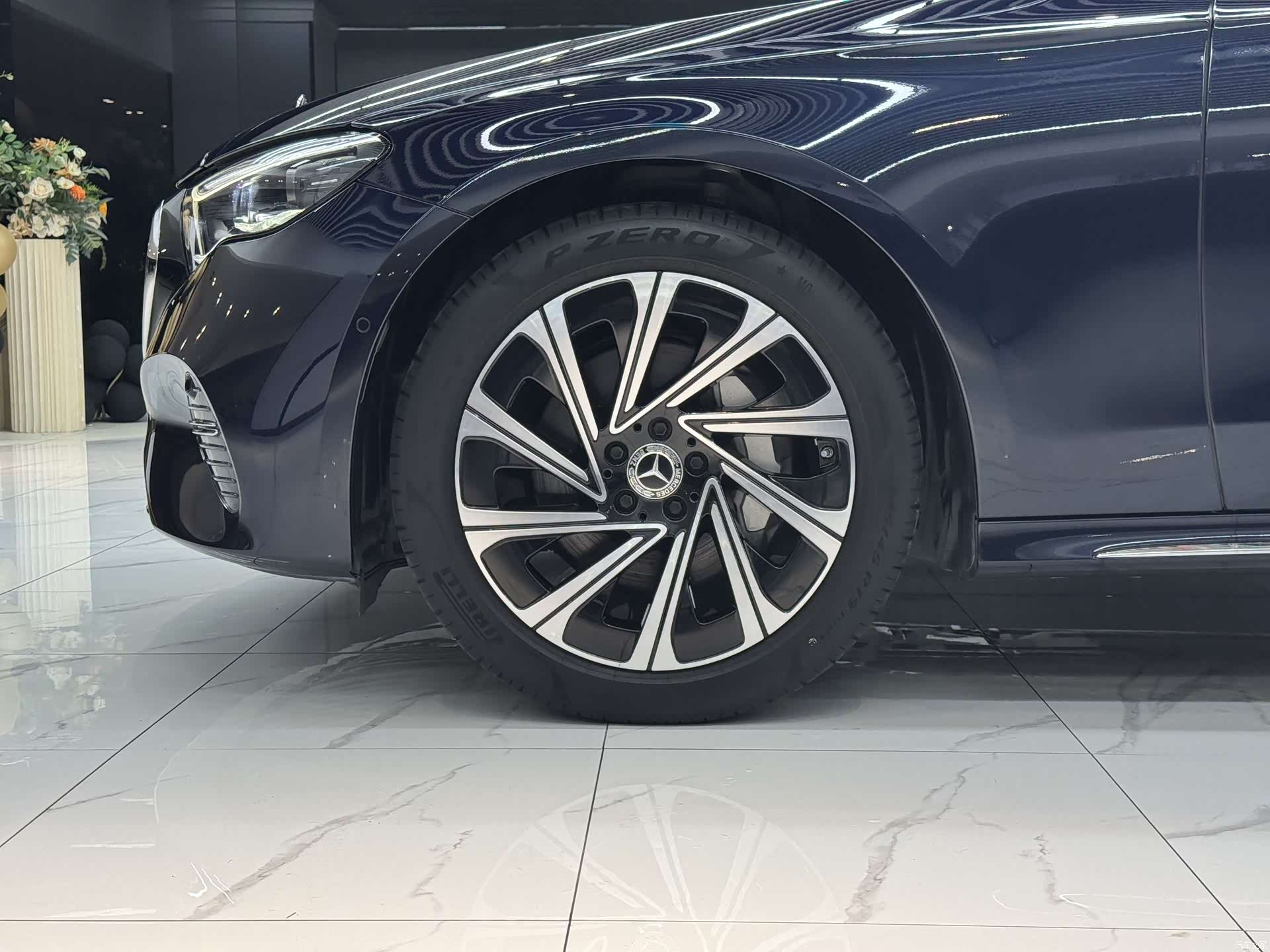Mercedes-Benz E-Class, 2023 15