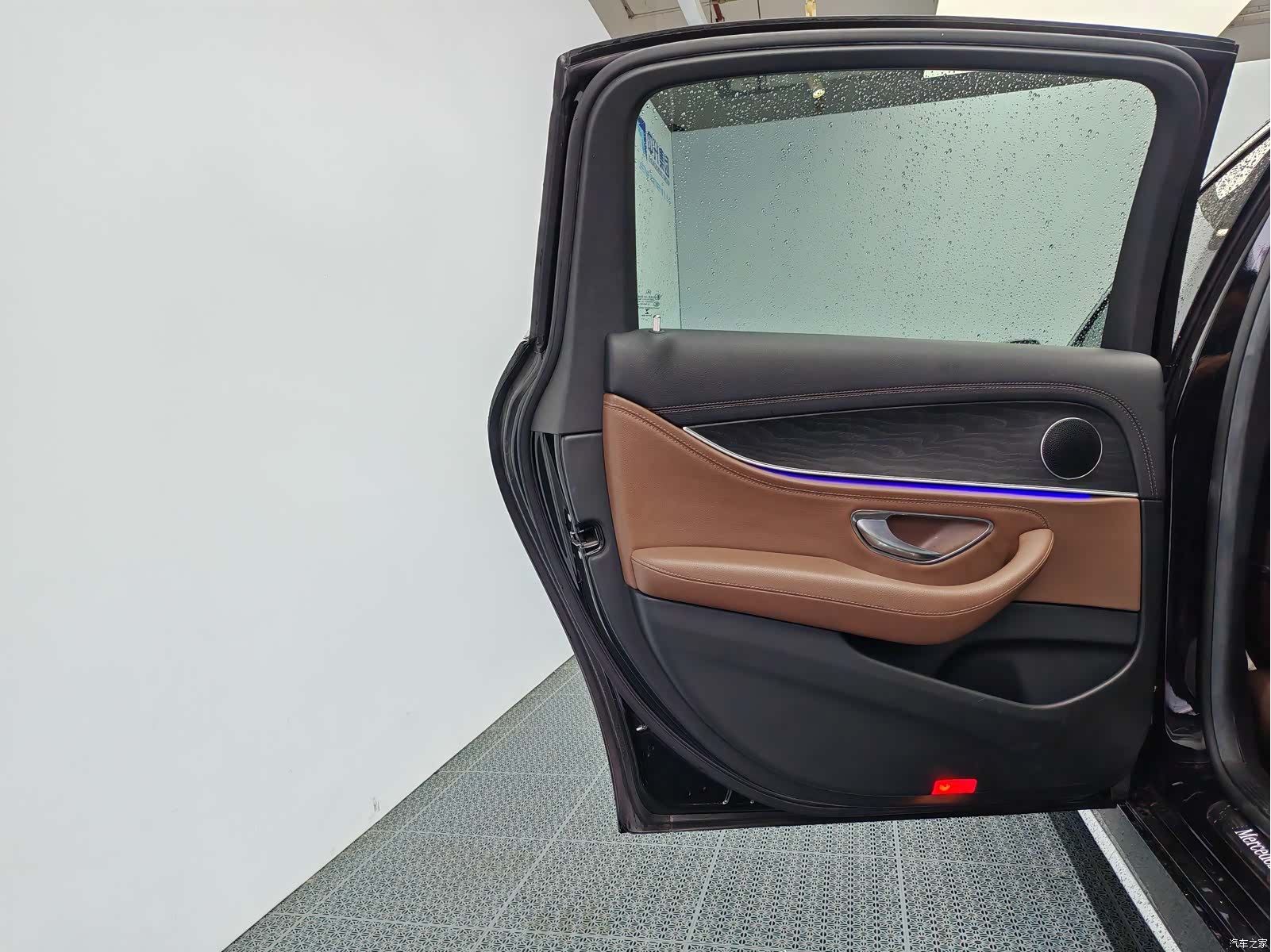 Mercedes-Benz E-Class, 2021 14
