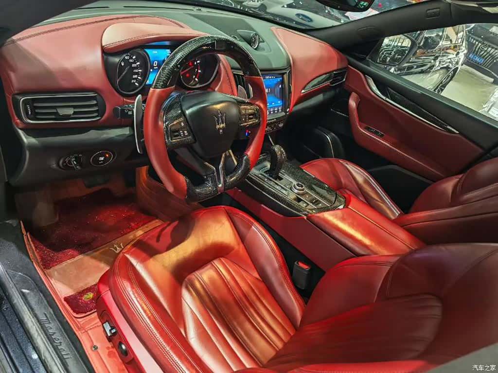Maserati Levante, 2016 3