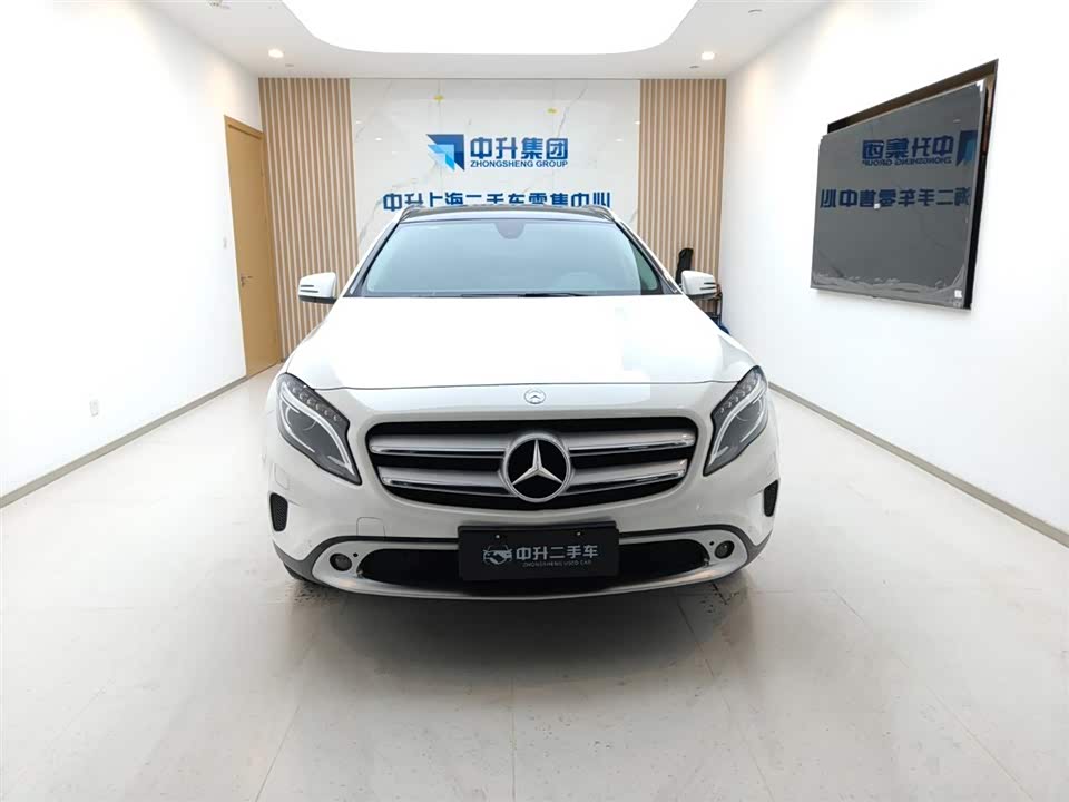 Mercedes-Benz GLA