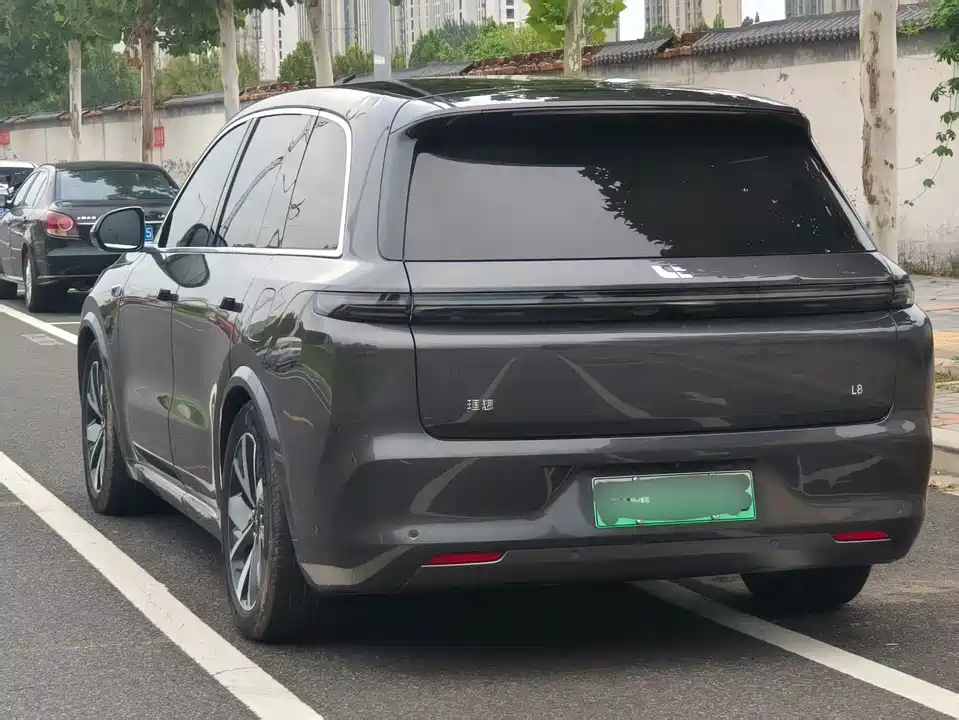 Li Auto Ideal L8