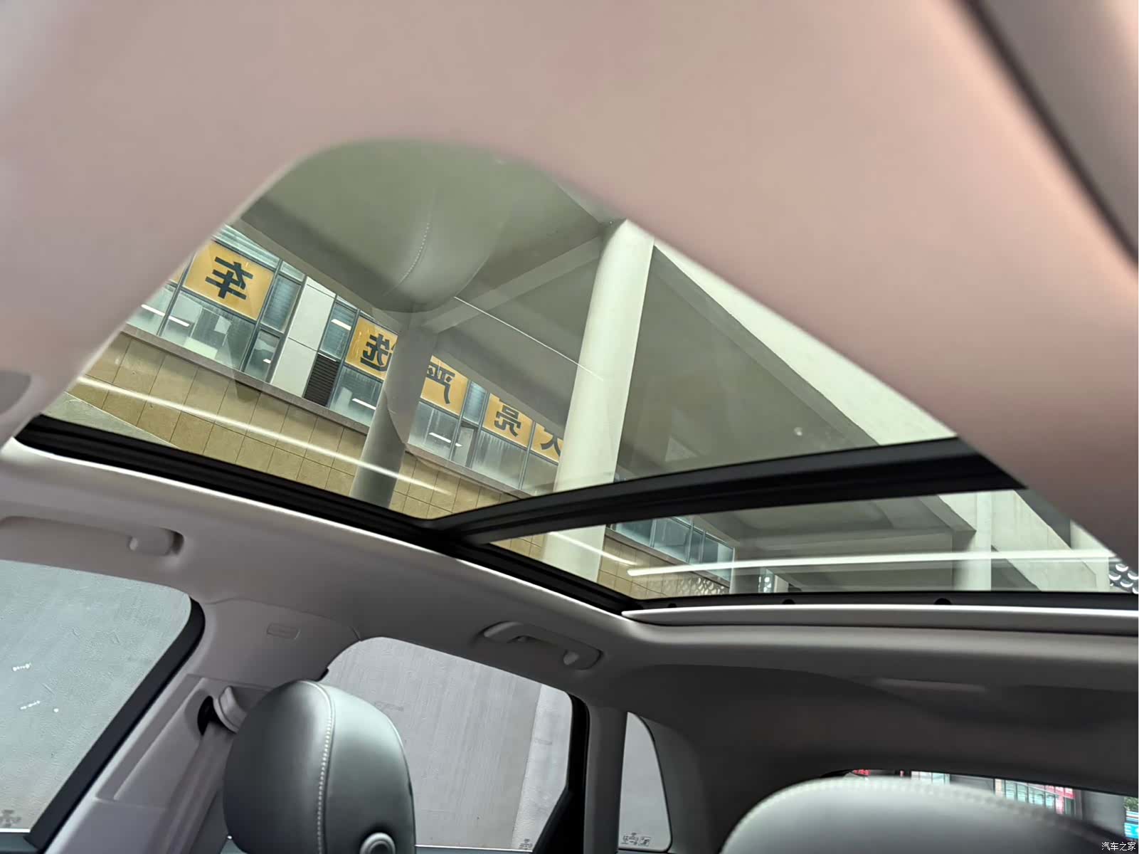 Audi Q3, 2023 20