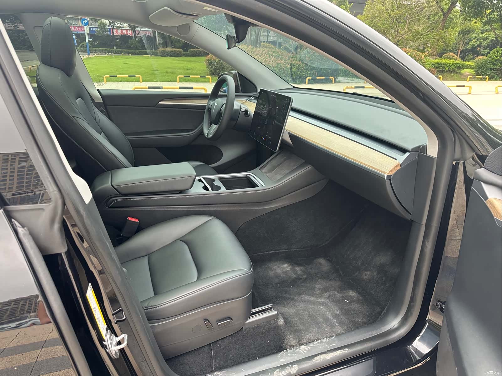 Tesla Model Y, 2022 9