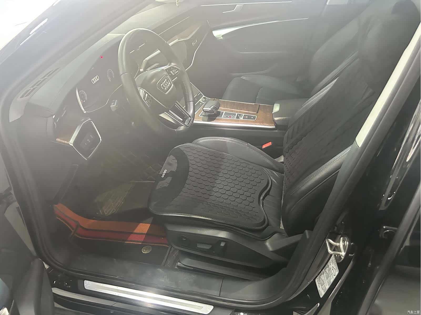 Audi A6L, 2019 все фото