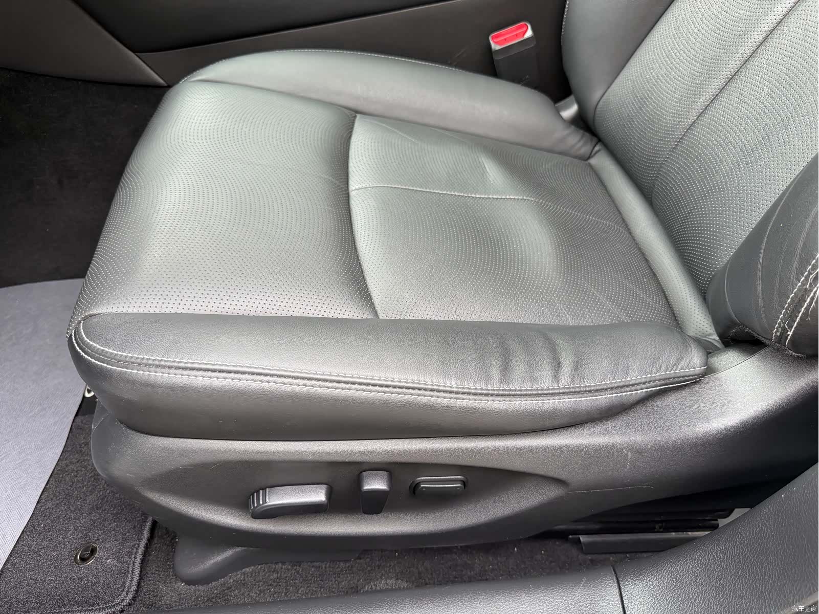 Infiniti Q50L, 2017 23