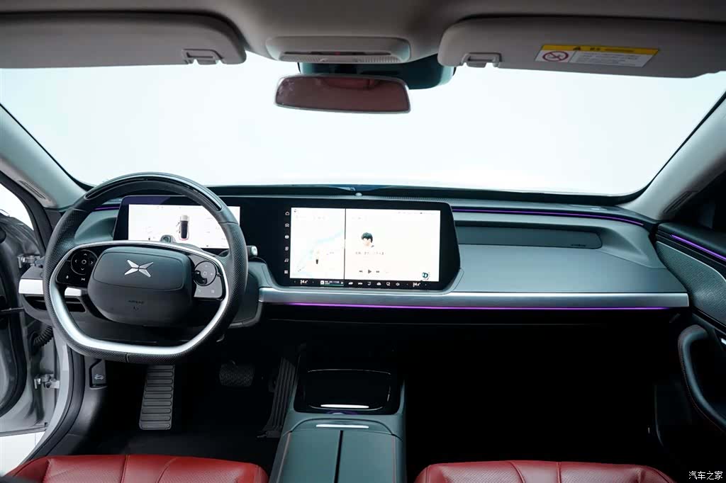 Xpeng P7, 2022 4