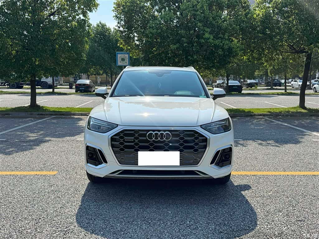 Audi Q5L, 2022 9
