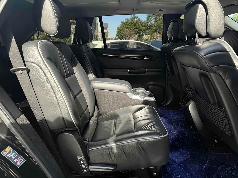 Mercedes-Benz R-class