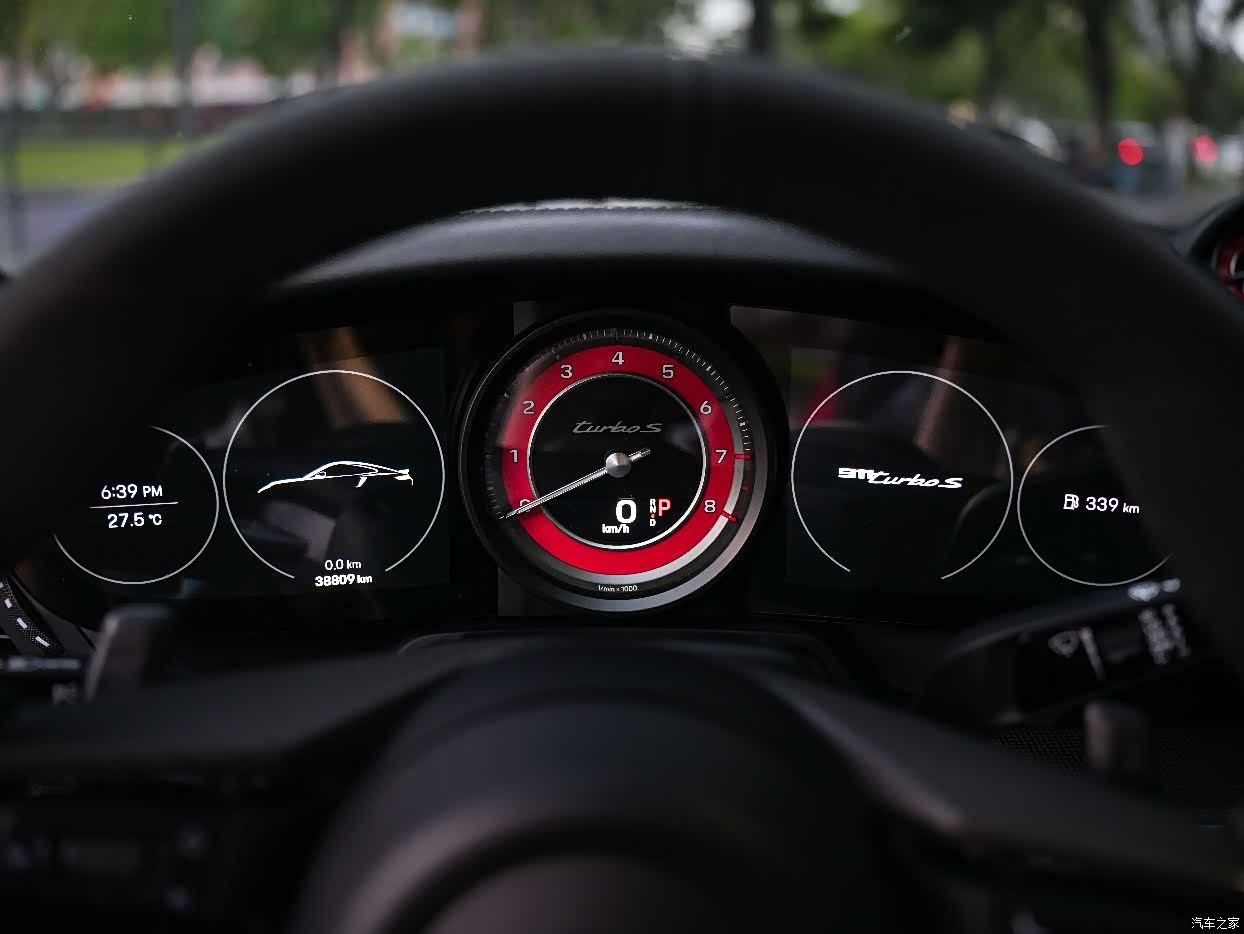 Porsche 911, 2023 25
