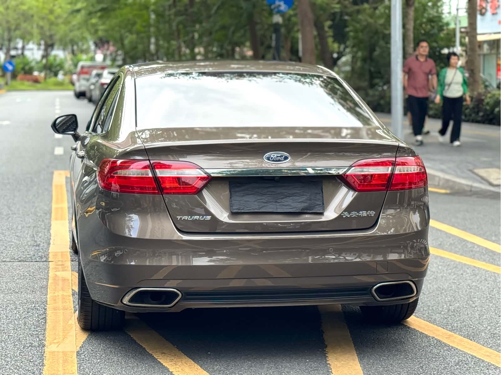 Ford Taurus, 2016 18