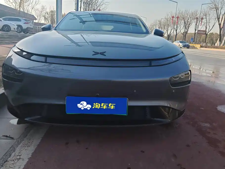 XPENG P7