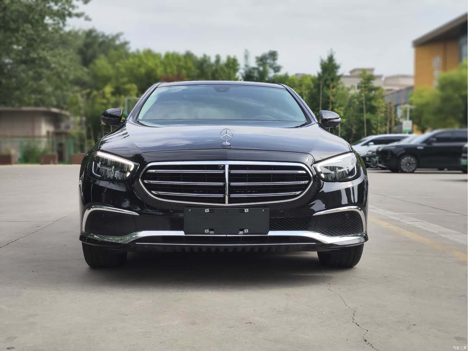 Mercedes-Benz E-Class, 2022 2