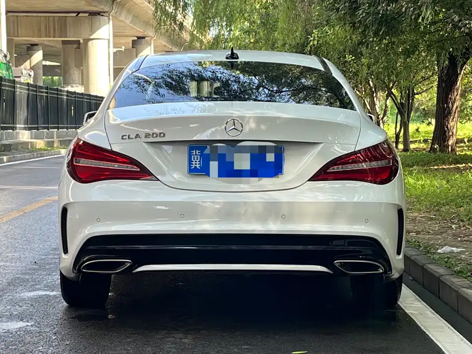 Mercedes-Benz CLA