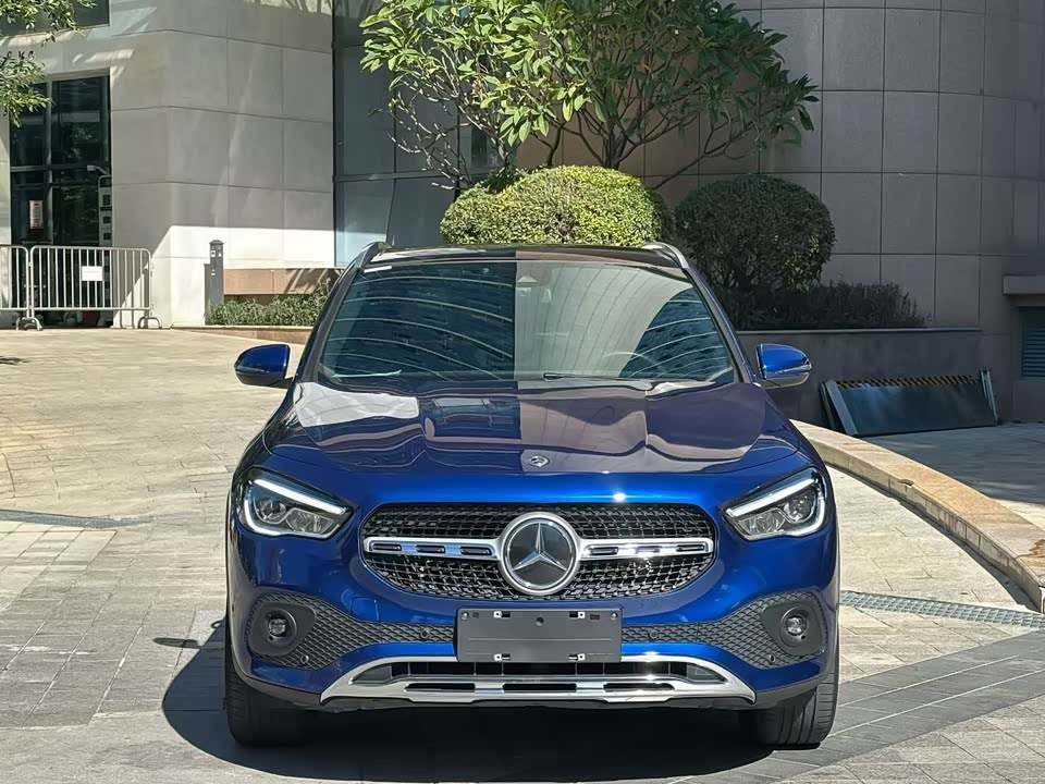 Mercedes-Benz GLA